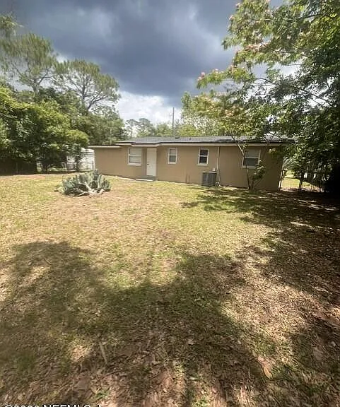 9206 Greenleaf Rd — Photo 19