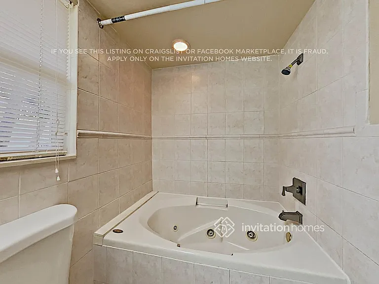 11577 Pine St — Photo 23