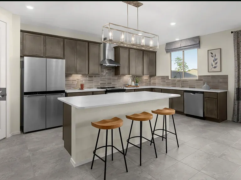 1477 E Fleet Pl — Photo 6
