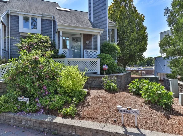 15 Keel De Sac Unit 15, Falmouth, MA 02540