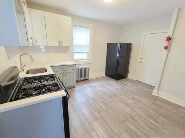 73 Poe Ave, Newark, NJ