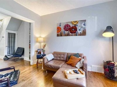 61 Earl St, Hamilton, ON, L8L6L1