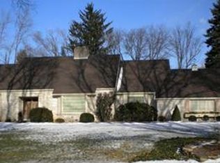 1145 Clearwood Dr, Allentown, PA 18103