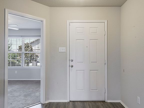 5th image of 10521 Hartley Ln