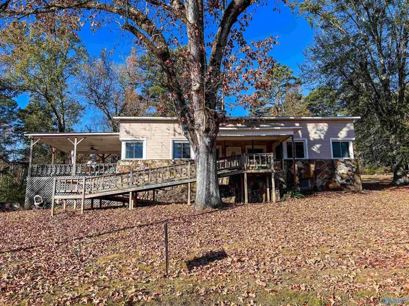 2506 Hillcrest Dr, Gadsden, AL 35904