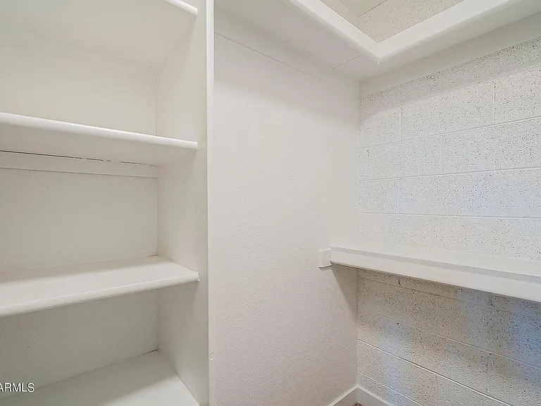 502 W Tonopah Dr #2 — Photo 17