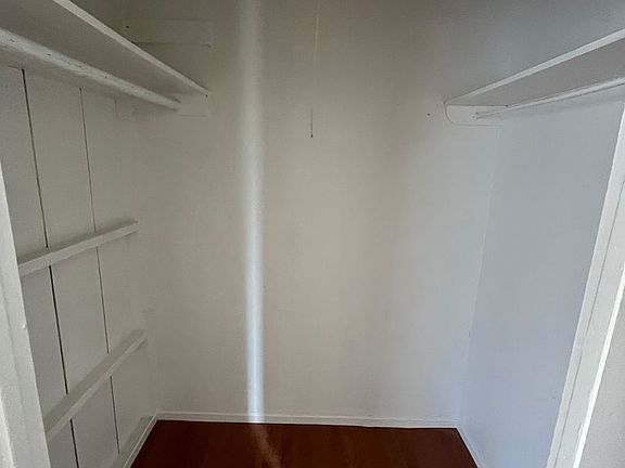 4th image of 305 E Colorado Blvd #4