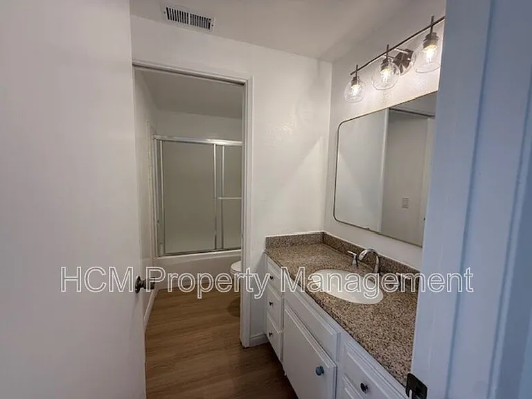 51 Sparrowhawk — Photo 14