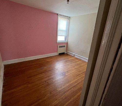 5th image of 1710 Stenton Ave