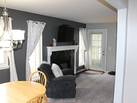 5th image of 1252 Beechwood Ct Unit D1