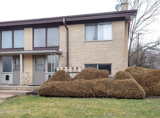 735 Hibbard Rd, Wilmette, IL 60091