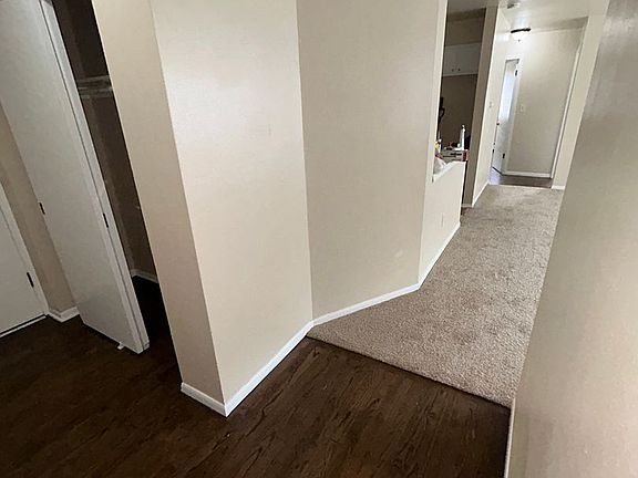 4th image of 2907 E Grange Ave #2