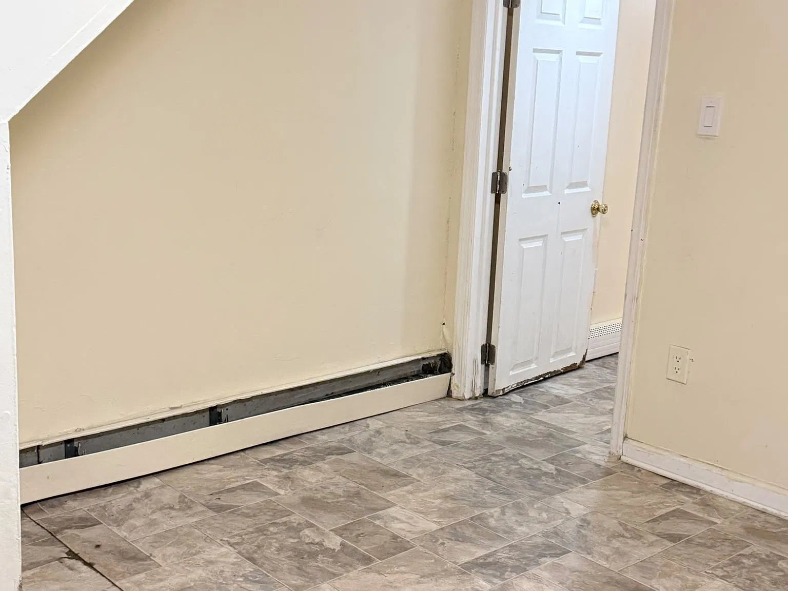 94 Sycamore Rd — Photo 2