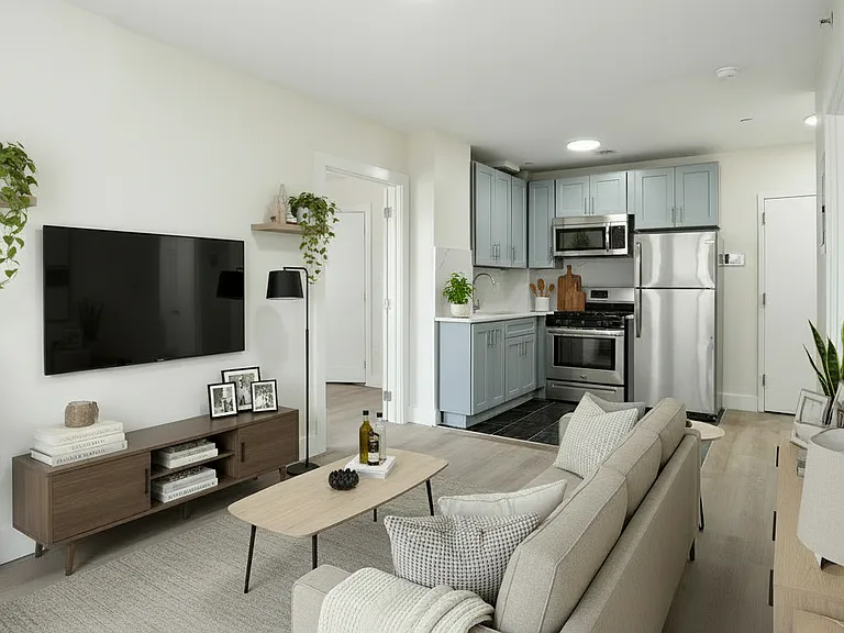 16913 90th Ave #2H — Photo 1