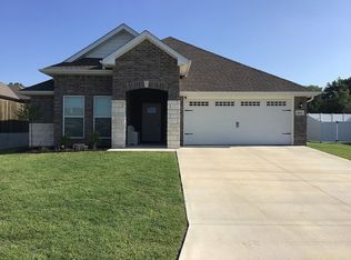 1872 Line Dr, Webb City, MO 64870
