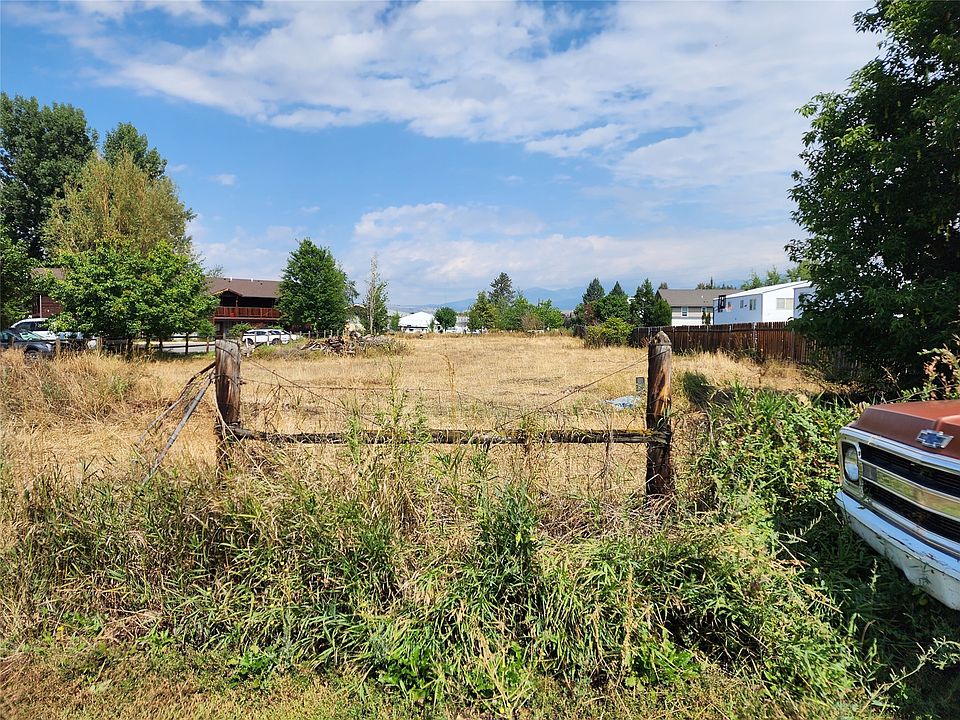1st image of Nhn Trail St