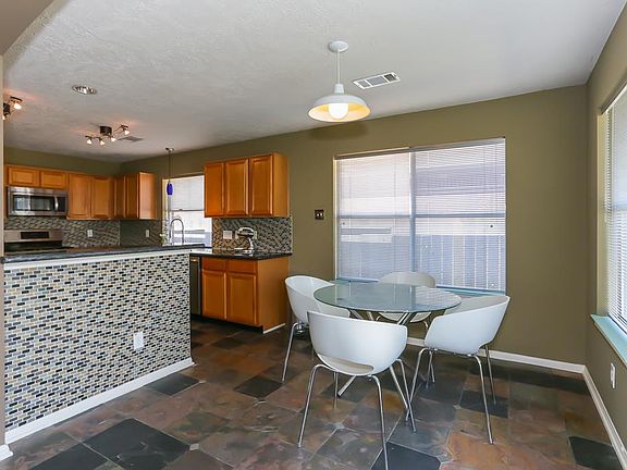 3rd image of 20326 Sabal Palms Dr