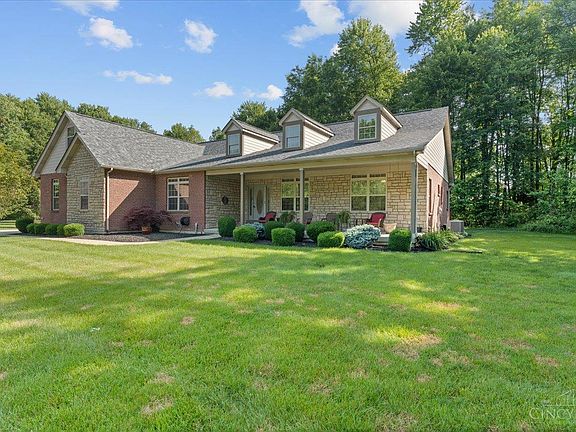 3rd image of 820 Indian Lakes Blvd