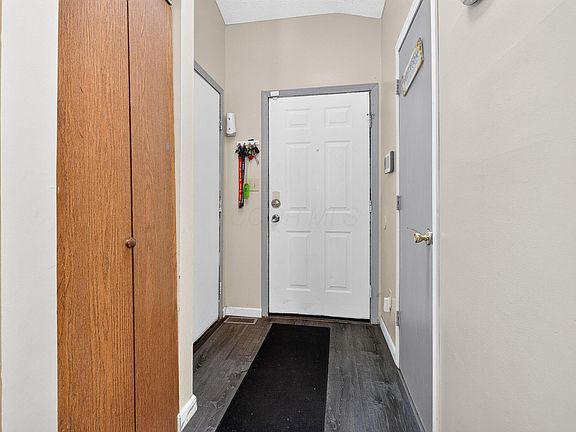 5th image of 1586 Rock Creek Dr