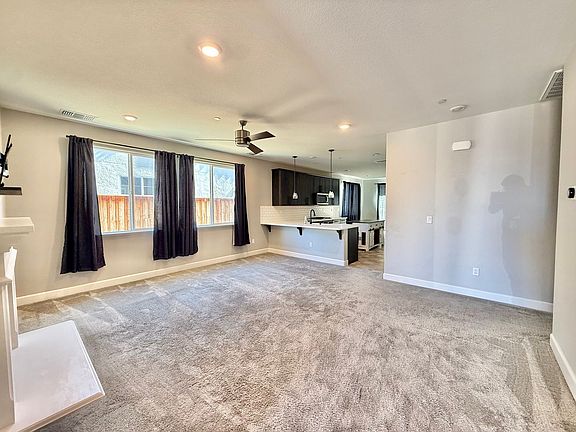5th image of 2925 Walker Way