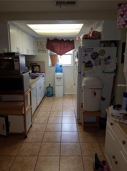 2nd image of 9024 Ledgestone Ln
