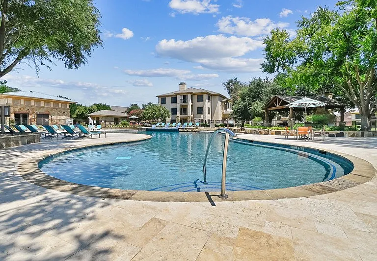 The Canyons Apartments in Fort Worth, Texas