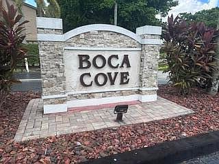 4th image of 9430 Boca Cove Circle #202