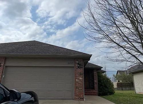 2202 W Jonquil Ln Photo 1
