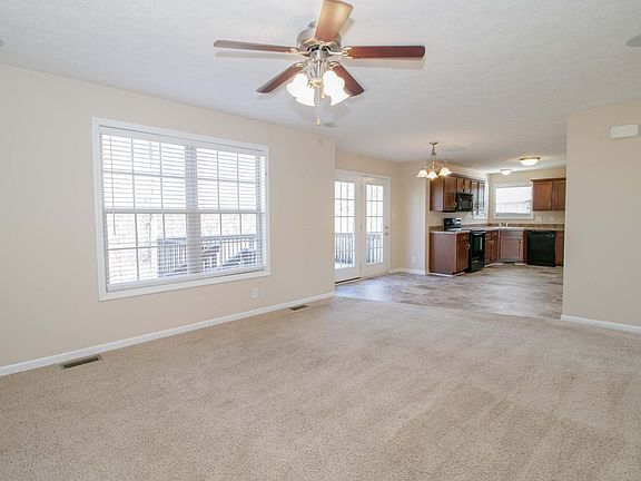 5th image of 3137 Twelve Oaks Blvd