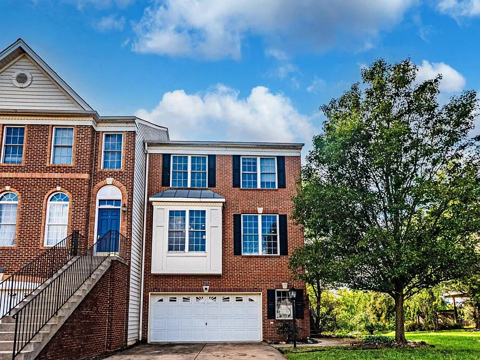 22619 Upperville Heights Sq
