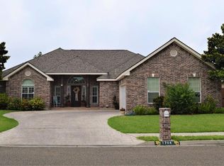 1704 Norma Dr, Mission, TX 78574