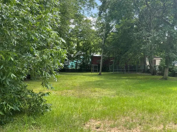 313 E Queen St, Tyler, TX 75702