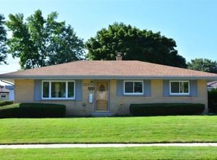 1519 W Denis Ave, Milwaukee, WI 53221