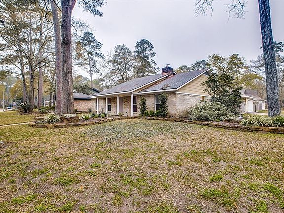 3rd image of 2051 Parkdale Dr