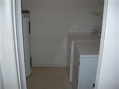 2nd image of 2949 SE Mile Hill Dr APT C1