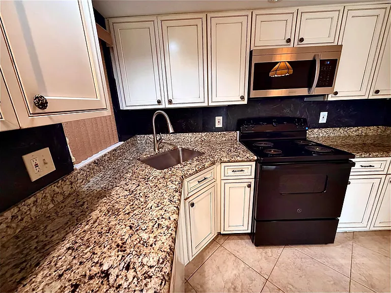 8657 Boca Glades Blvd W #C — Photo 12