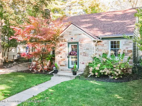 821 Snyder Rd, East Lansing, MI 48823