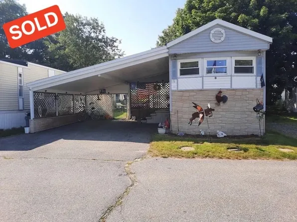 270 Littleton Rd Trailer 182, Chelmsford, MA 01824