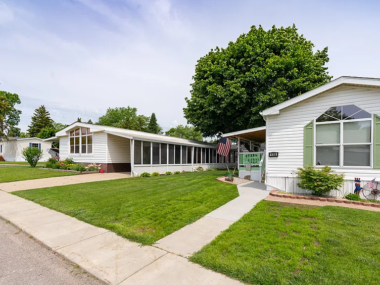 2377 N Milford Rd — Photo 9