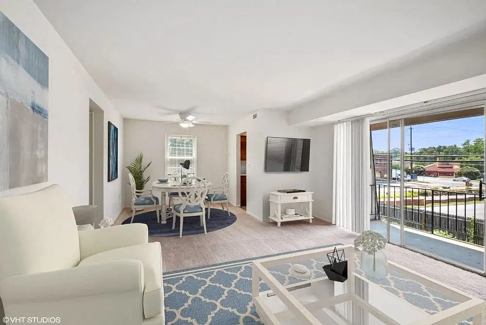 Whetstone Apartments — Photo 1