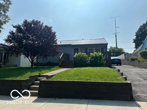 805 S McDonald St, Attica, IN 47918