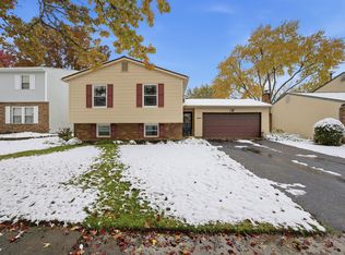 2051 Tuckaway Ct, Columbus, OH 43228