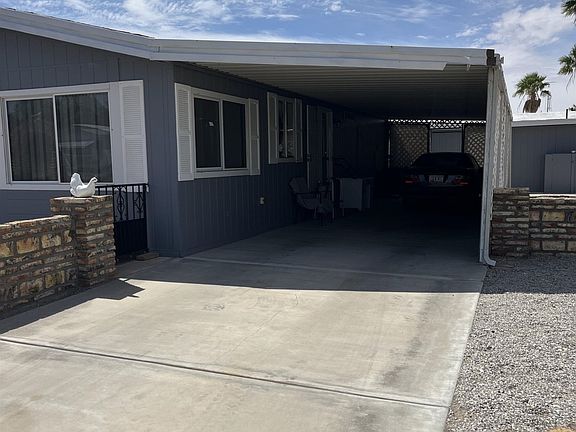 3rd image of 13449 E 48th Dr