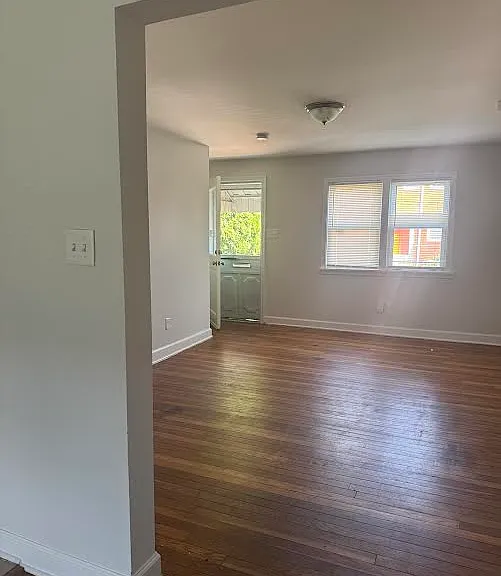 2509 N Heald St — Photo 5