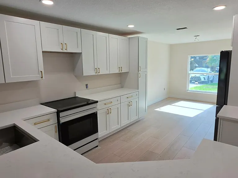 6517 Fox Crest Ln — Photo 9
