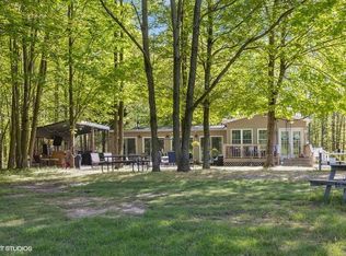 16456 Basswood Rd, Three Oaks, MI 49128