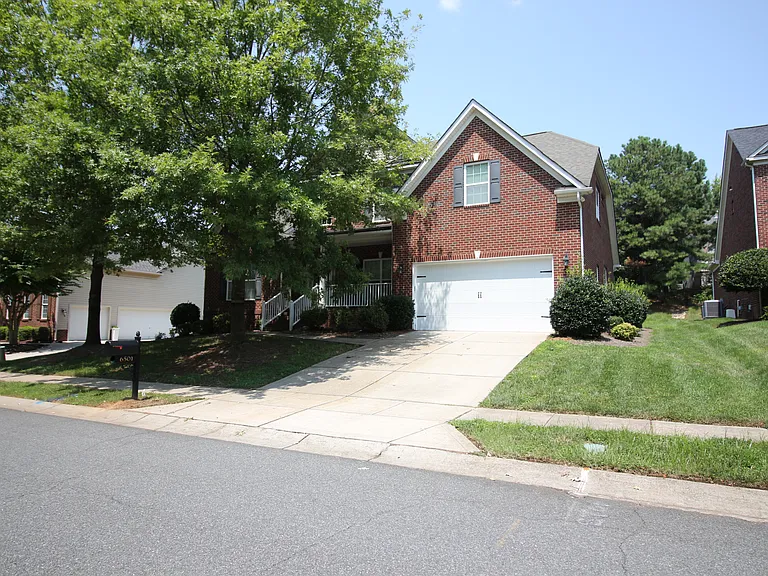 6501 Donnegal Farm Rd — Photo 1