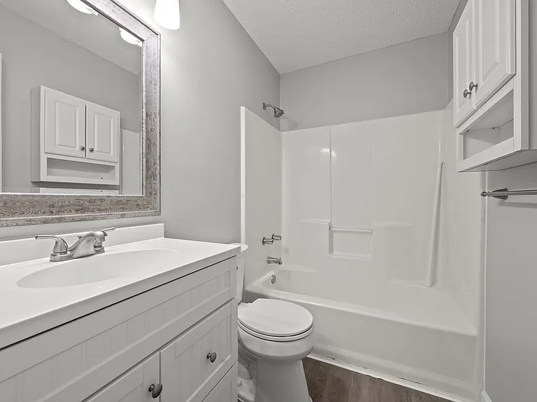 2033 Derby Run Rd — Photo 15