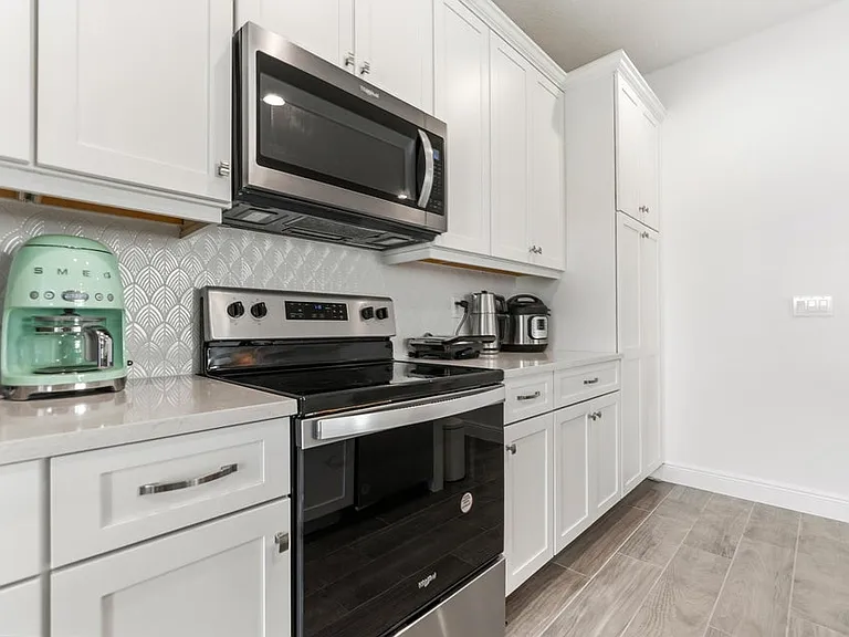 550 Parsons Way #550 — Photo 3