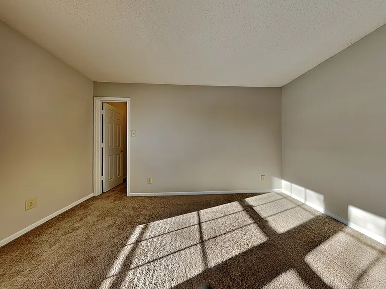 9818 Blue Ridge Way — Photo 19